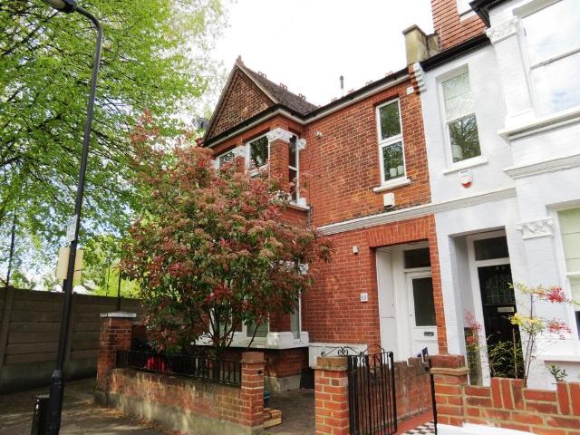 Apartment for rent in London Borough of Ealing, Greater London