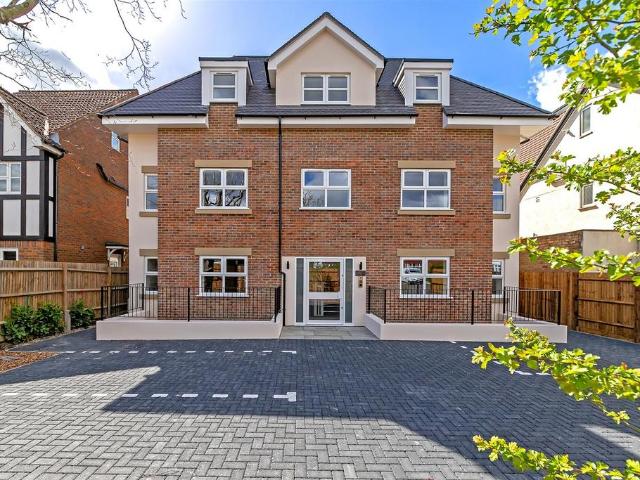 Apartment for rent in St Albans, Five Acres