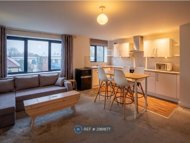 Apartment for rent in St Albans, Five Acres