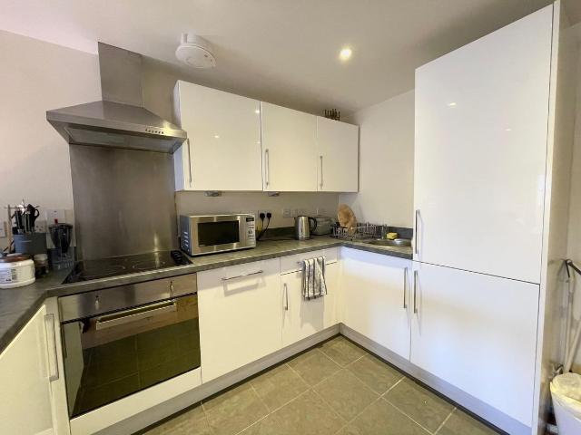 Apartment for rent in St Albans, Five Acres
