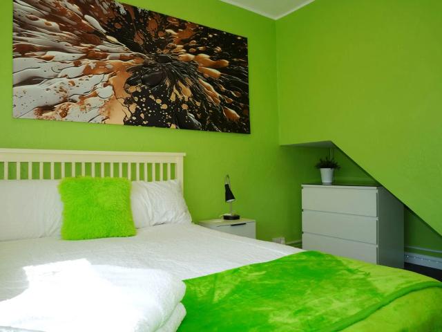 Room for rent in London Borough of Ealing, Greater London