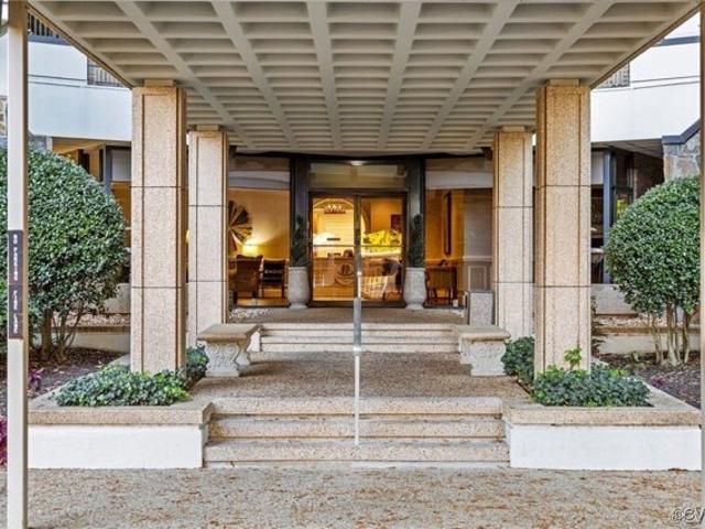 Condo for sale in Richmond
