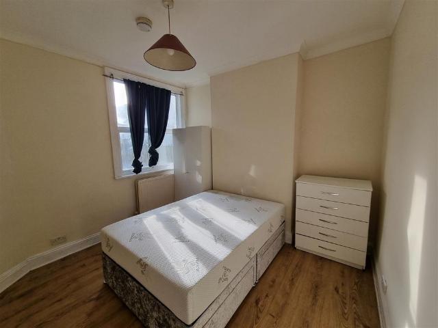 House for rent in London Borough of Croydon, Greater London
