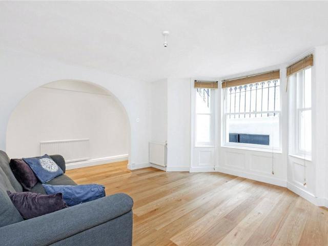 Apartment for rent in Kensal Town, Bayswater
