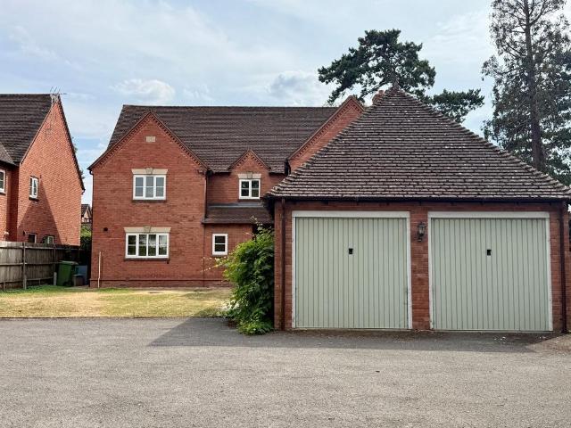 House for rent in Golden Valley, Gloucestershire
