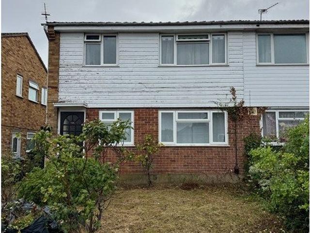 House for rent in Longlands, Halfway Street