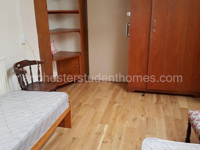 Room for rent in Chorlton-on-Medlock, Georgia