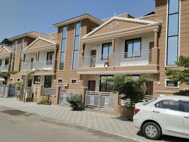 Bungalow for sale in Gujarat