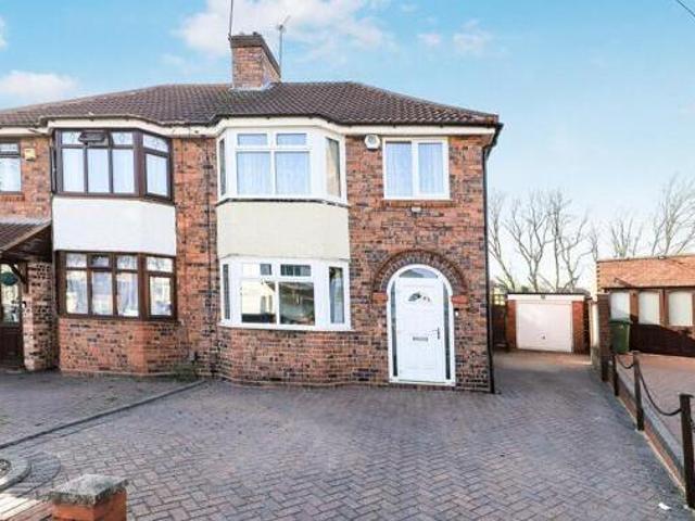 House for sale in Fallings Park, Park Village