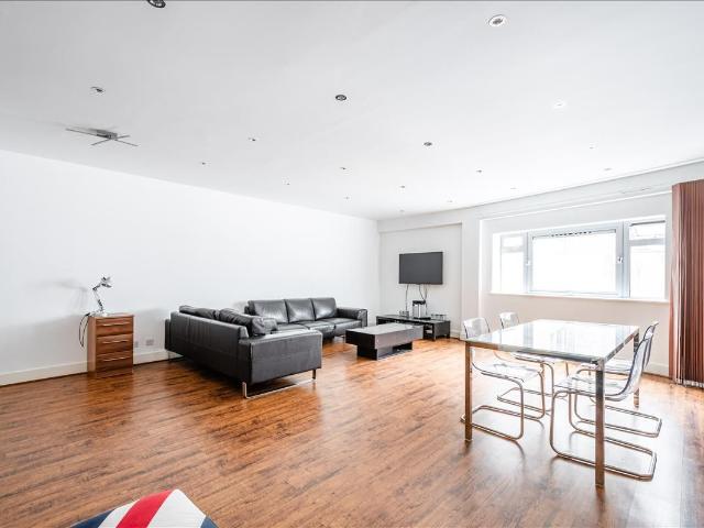 Apartment for rent in Holborn, Greater London