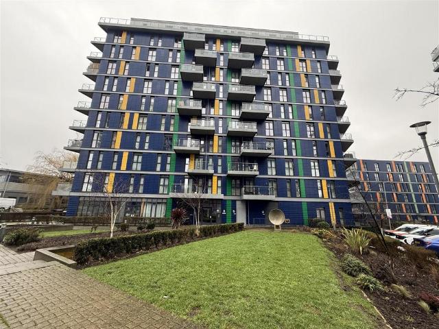 Apartment for rent in Alperton, Greater London