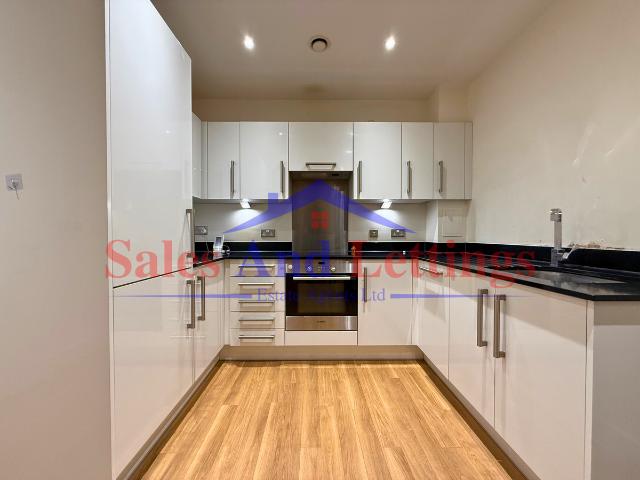 Apartment for rent in Alperton, Greater London