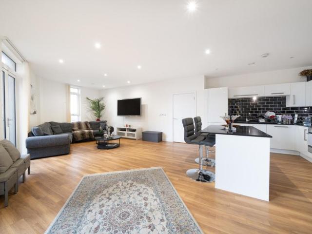 House for rent in Alperton, Greater London