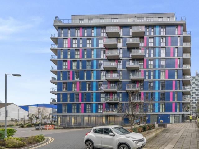 Apartment for rent in Alperton, Greater London