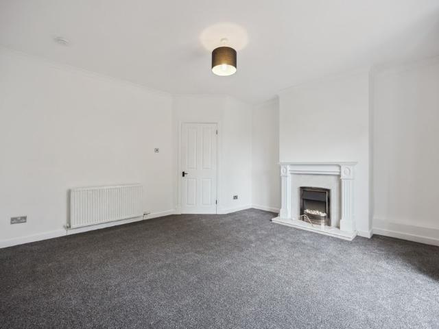 Apartment for rent in Househillwood, Scotland