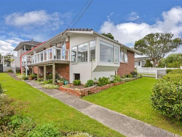 Apartment for rent in Wairau Valley