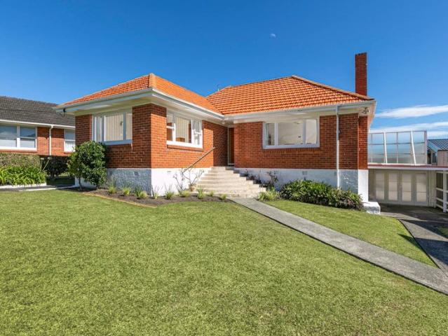 House for rent in Wairau Valley
