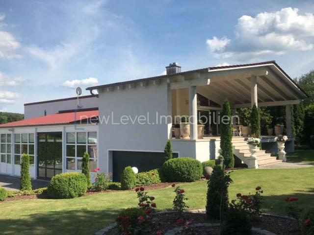 Haus kaufen in Maxhütte-Haidhof, Bayern