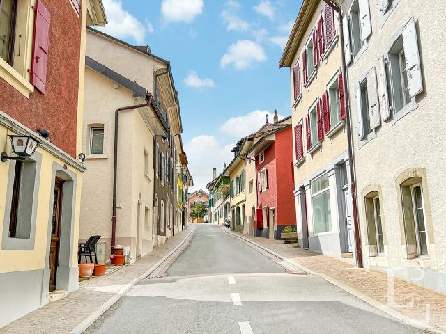 Wohnung kaufen in Aubonne, Waadt