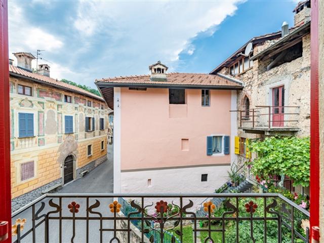 Einfamilienhaus kaufen in Aldesago, Tessin