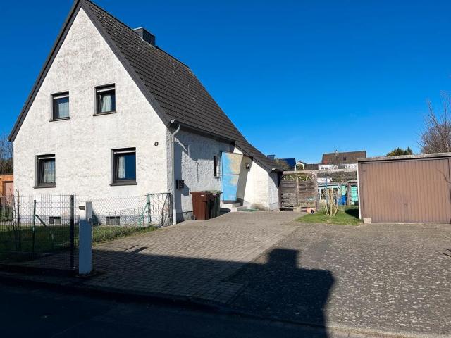 Haus kaufen in Hackenbroich, Dormagen