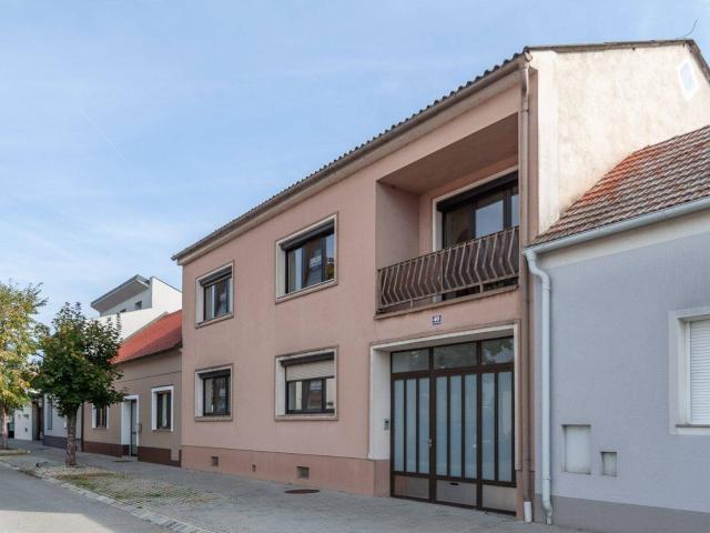 Haus kaufen in Mönchhof, Bezirk Neusiedl am See
