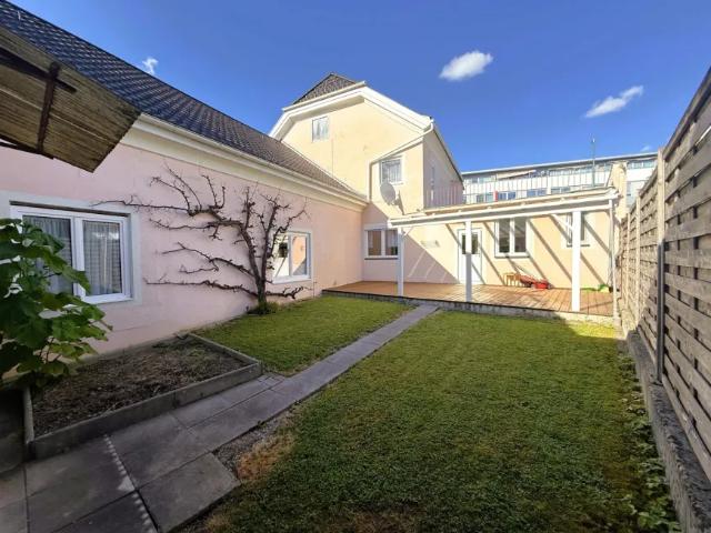 Haus kaufen in Oberndorf bei Salzburg, Bezirk Salzburg-Umgebung