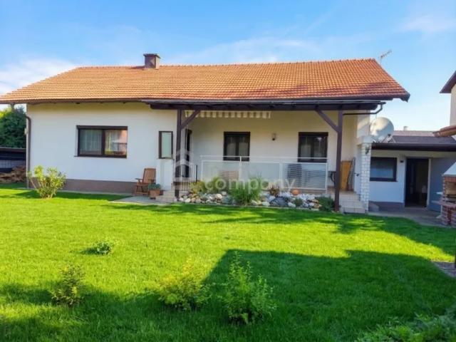 Haus kaufen in Theresienfeld, Niederösterreich