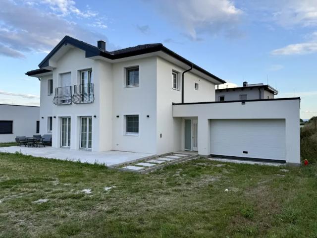 Haus kaufen in Theresienfeld, Niederösterreich