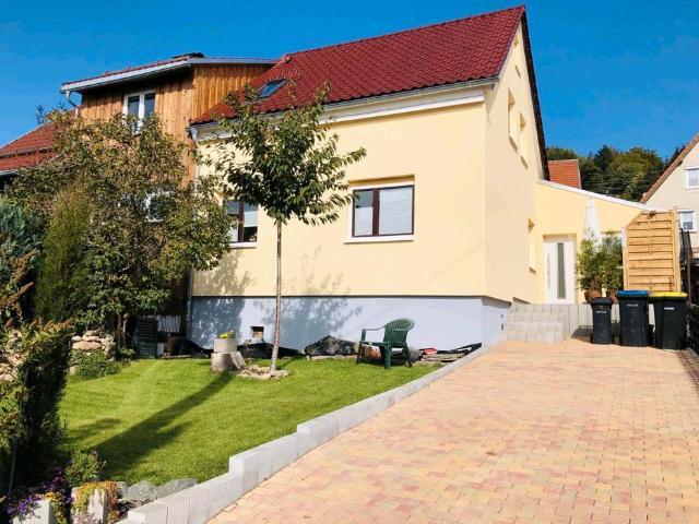 Haus kaufen in Schmiedefeld am Rennsteig, Suhl