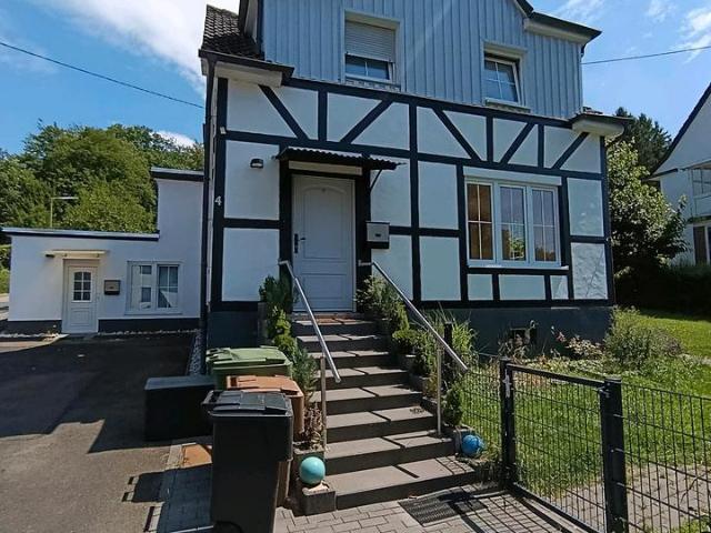 Haus kaufen in Niederseßmar, Gummersbach