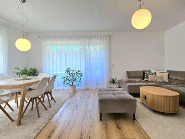 Haus kaufen in Strasshof an der Nordbahn, Niederösterreich