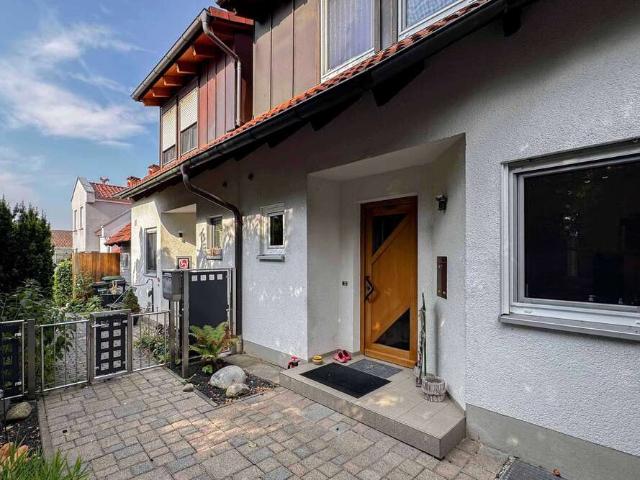 Haus kaufen in Adelsdorf, Bayern