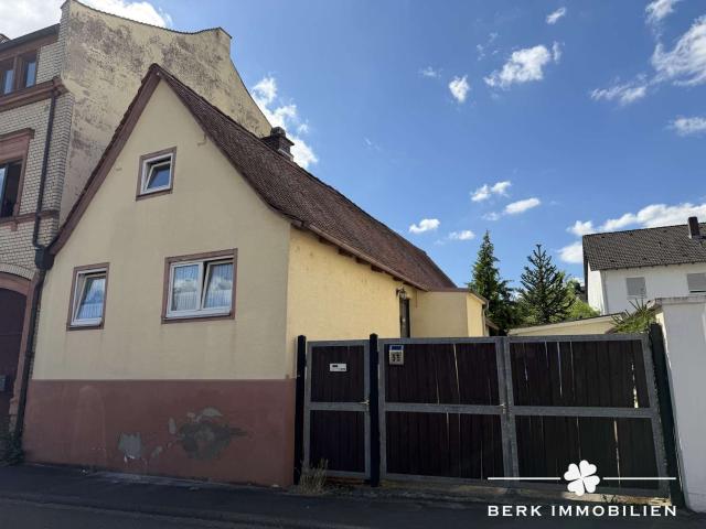 Haus kaufen in Damm, Aschaffenburg