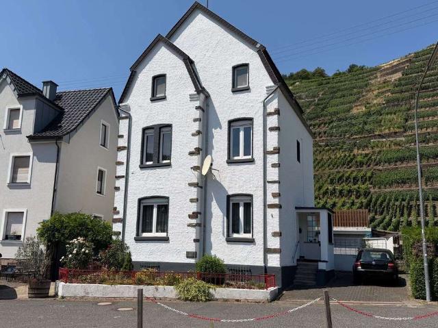 Haus kaufen in Walporzheim, Bad Neuenahr-Ahrweiler