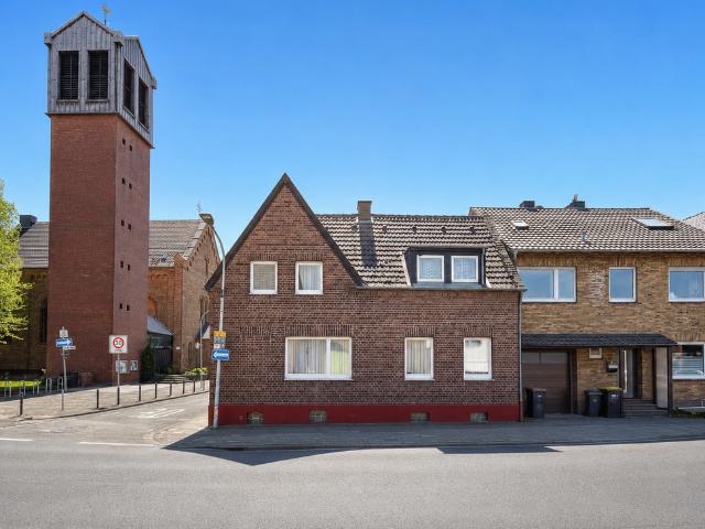 Haus kaufen in Auenheim, Bergheim