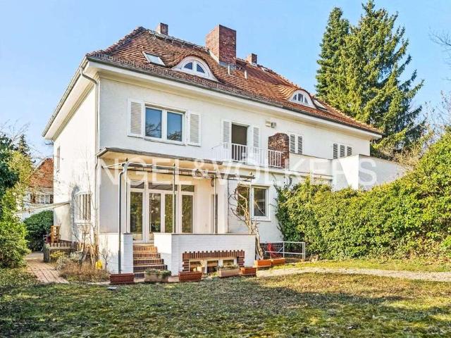 Haus kaufen in Westend, Berlin