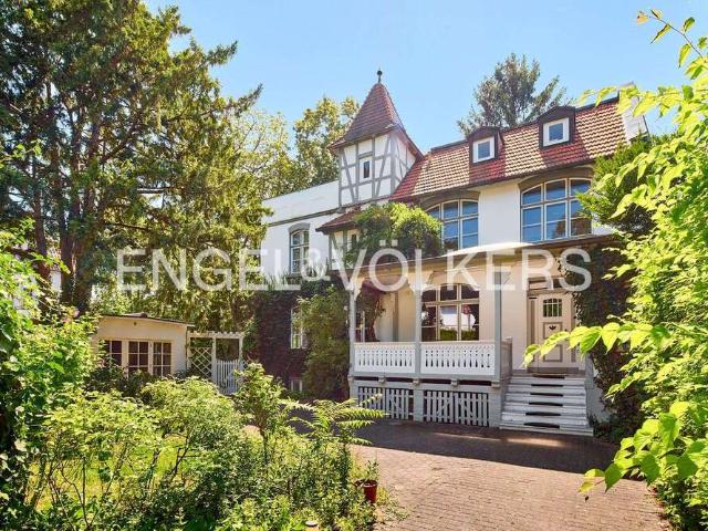 Haus kaufen in Westend, Berlin