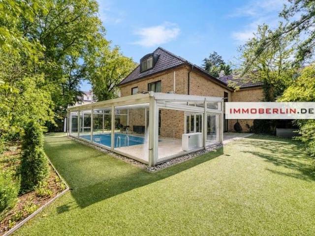 Haus kaufen in Westend, Berlin