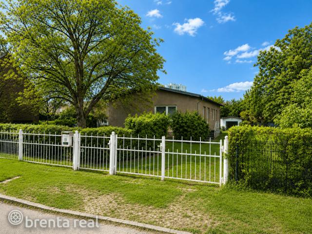 Haus kaufen in Marzahn-Hellersdorf, Berlin