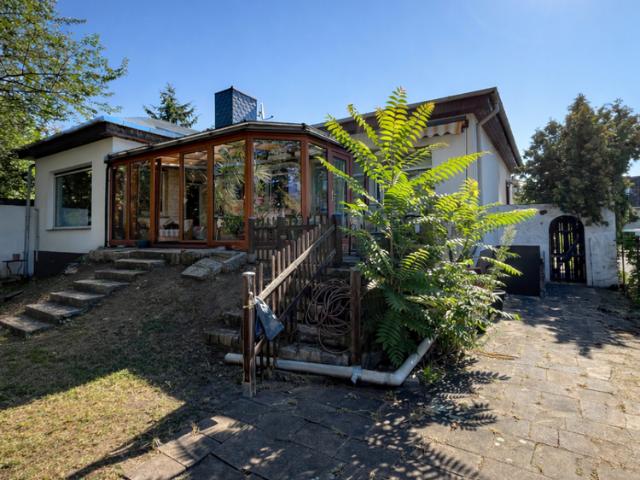 Haus kaufen in Marzahn-Hellersdorf, Berlin