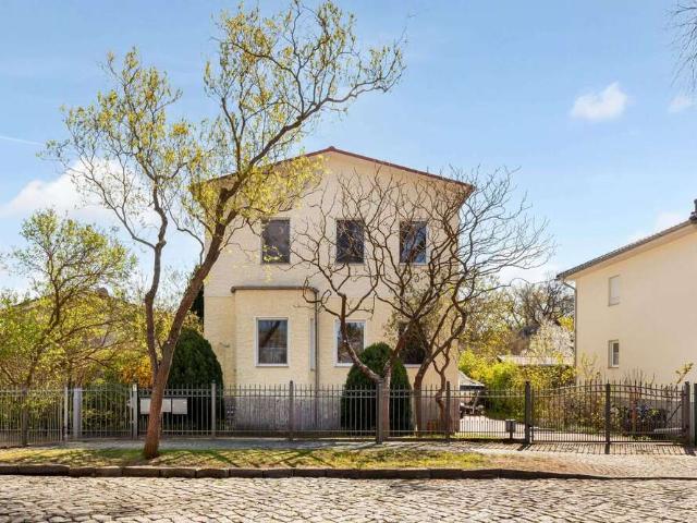 Haus kaufen in Treptow–Köpenick, Berlin