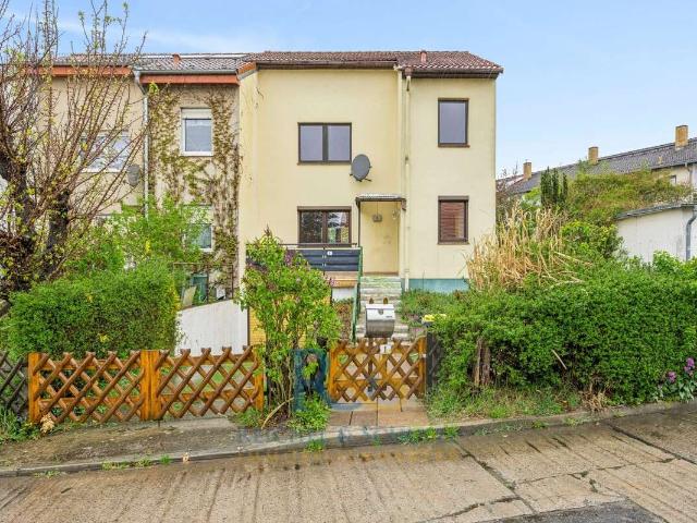 Haus kaufen in Marzahn-Hellersdorf, Berlin