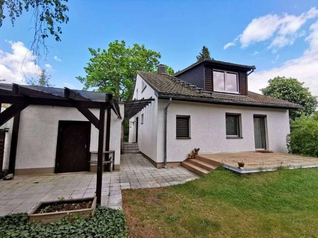 Haus kaufen in Marzahn-Hellersdorf, Berlin