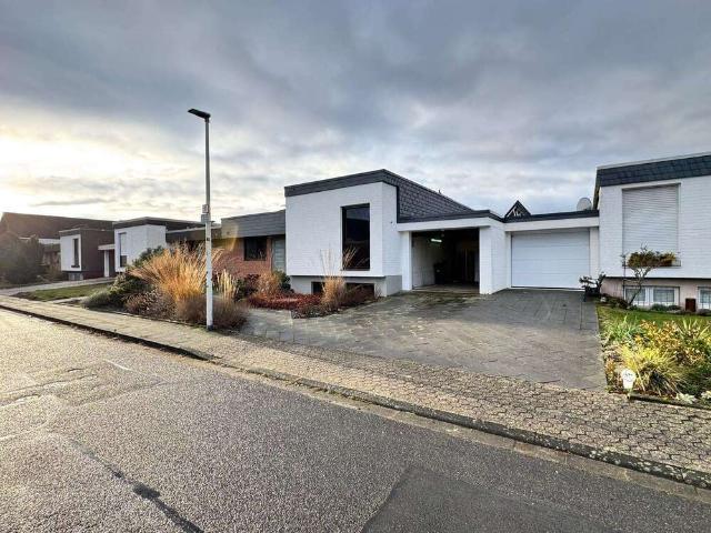 Haus kaufen in Botzdorf, Bornheim