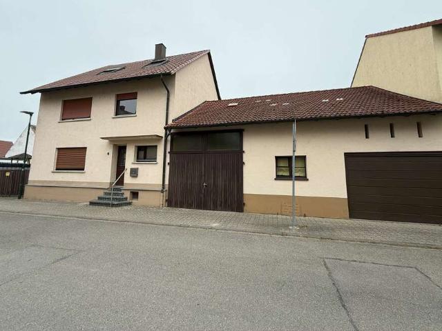 Haus kaufen in Dettenheim, Baden-Württemberg