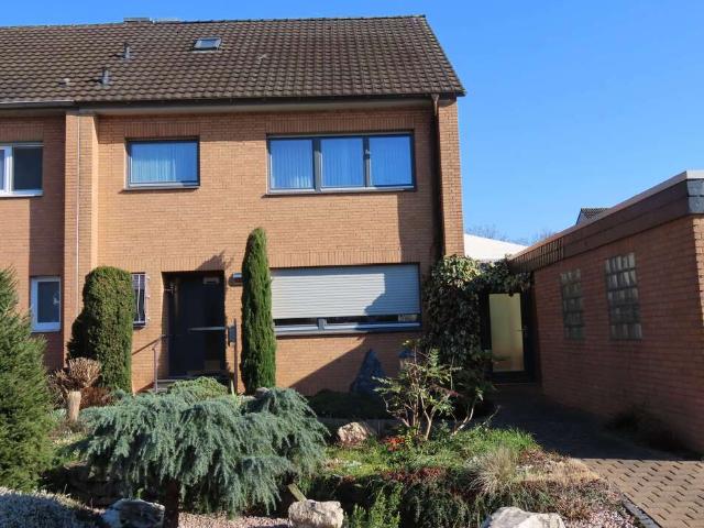 Haus kaufen in Hackenbroich, Dormagen