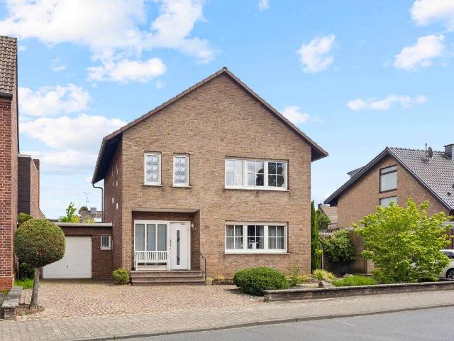 Haus kaufen in Delhoven, Dormagen
