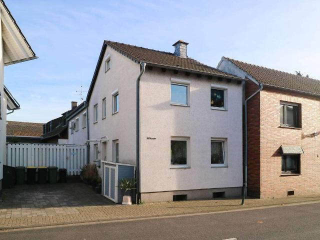 Haus kaufen in Stürzelberg, Dormagen