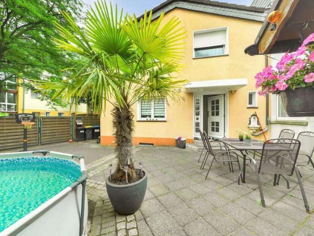 Haus kaufen in Mittelmeiderich, Duisburg